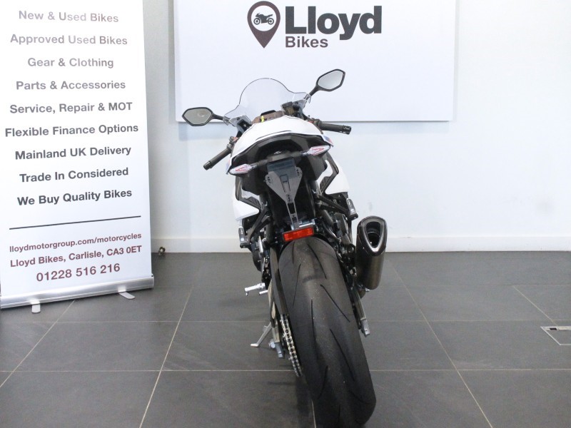 S 1000 RR Sport with M Pack 5993210