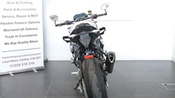 M 1000 R 5971363