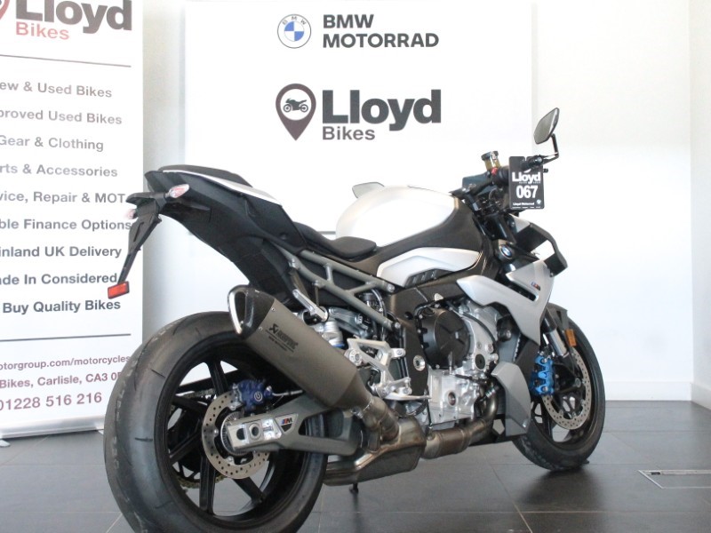 M 1000 R 5971364