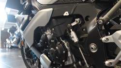 M 1000 R 5971381