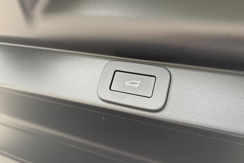  LAND ROVER RANGE ROVER 3.0 P460e HSE 4dr Auto 5202096