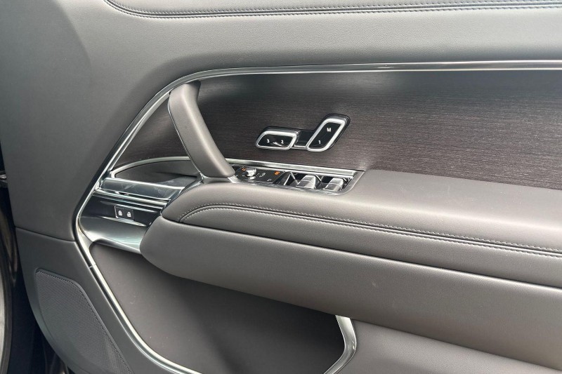  LAND ROVER RANGE ROVER 3.0 P460e HSE 4dr Auto 5202075