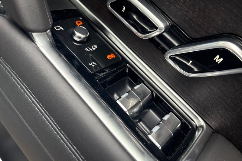  LAND ROVER RANGE ROVER 3.0 P460e HSE 4dr Auto 5202076