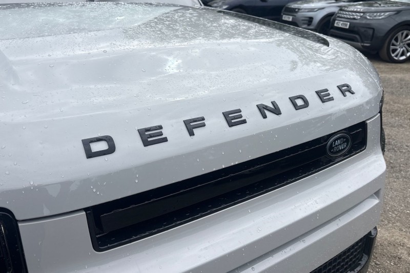  LAND ROVER DEFENDER 3.0 D350 X-Dynamic HSE 90 5dr Auto 5340065