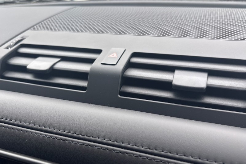  LAND ROVER DEFENDER 3.0 D350 X-Dynamic HSE 90 5dr Auto 5340056