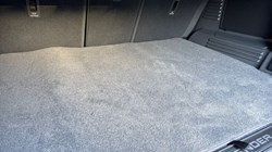 LAND ROVER DEFENDER 4.4 P635 Octa 110 5dr Auto 4690873