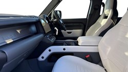 LAND ROVER DEFENDER 4.4 P635 Octa 110 5dr Auto 4690834