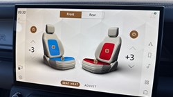 LAND ROVER DEFENDER 4.4 P635 Octa 110 5dr Auto 4690865