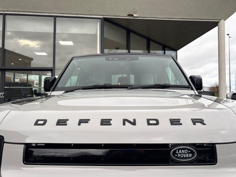  LAND ROVER DEFENDER 3.0 D250 X-Dynamic SE 90 3dr Auto 4877723
