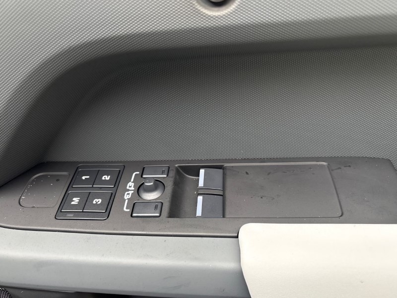  LAND ROVER DEFENDER 3.0 D250 X-Dynamic SE 90 3dr Auto 4877700