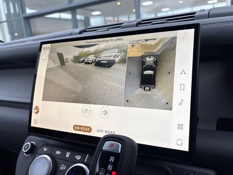  LAND ROVER DEFENDER 3.0 D250 X-Dynamic SE 90 3dr Auto 4877689