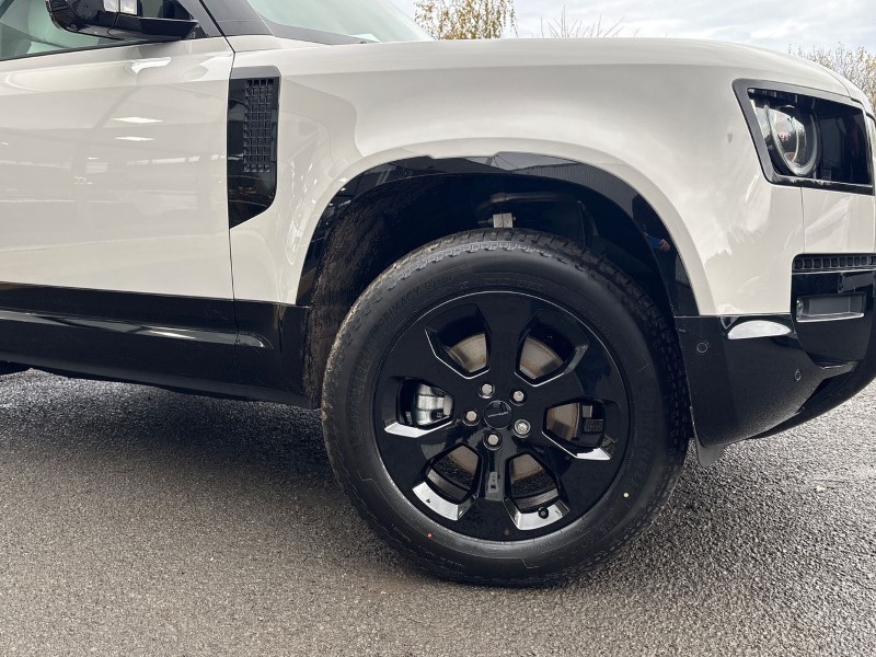  LAND ROVER DEFENDER 3.0 D250 X-Dynamic SE 90 3dr Auto 4877724