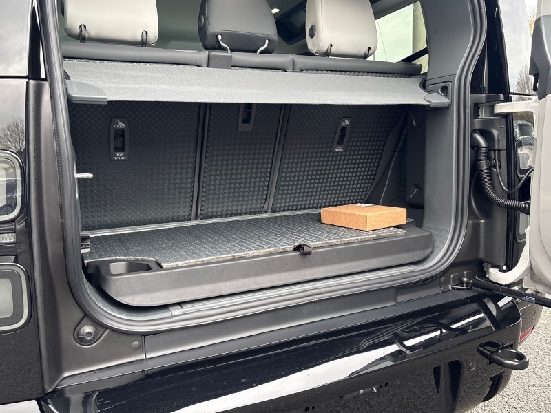  LAND ROVER DEFENDER 3.0 D250 X-Dynamic SE 90 3dr Auto 4877719