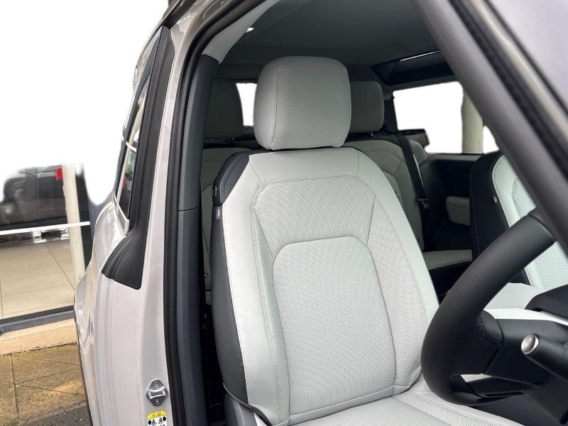 LAND ROVER DEFENDER 3.0 D250 X-Dynamic SE 90 3dr Auto 4877703