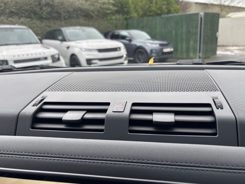  LAND ROVER DEFENDER 3.0 D250 X-Dynamic SE 90 3dr Auto 4877714