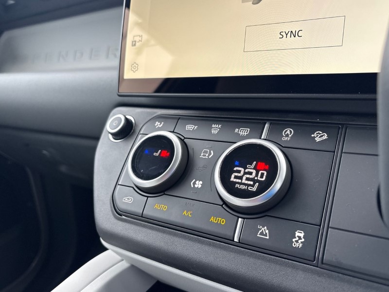  LAND ROVER DEFENDER 3.0 D250 X-Dynamic SE 90 3dr Auto 4877713