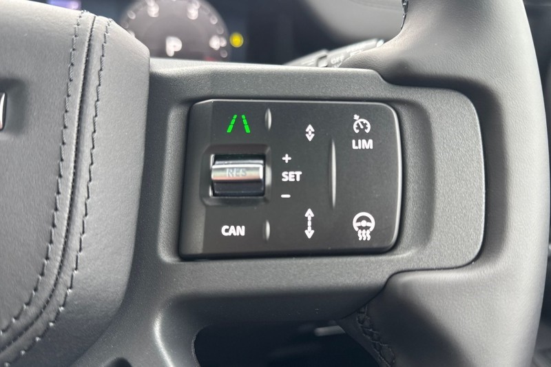  LAND ROVER DEFENDER 3.0 D350 X-Dynamic HSE 90 3dr Auto 5385418