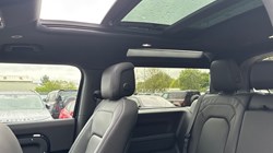 LAND ROVER DEFENDER 3.0 D350 X-Dynamic HSE 90 3dr Auto 5385409