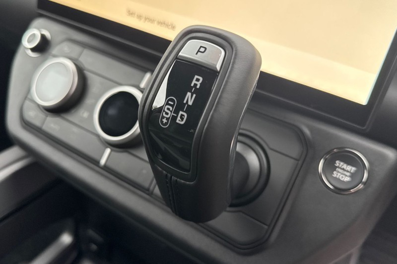  LAND ROVER DEFENDER 3.0 D350 X-Dynamic HSE 90 3dr Auto 5385401