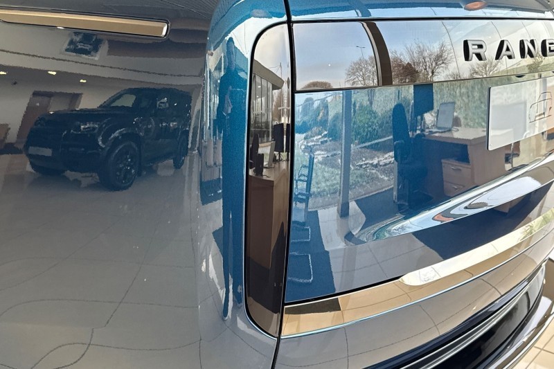  LAND ROVER RANGE ROVER 4.4 P615 V8 SV 4dr Auto 4924788