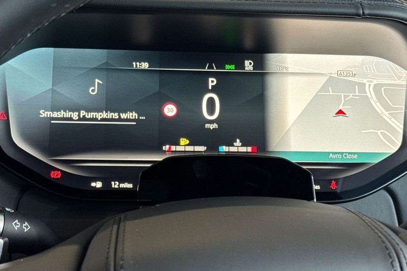  LAND ROVER RANGE ROVER 4.4 P615 V8 SV 4dr Auto 4924785