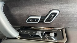 LAND ROVER RANGE ROVER 4.4 P615 V8 SV 4dr Auto 4924794