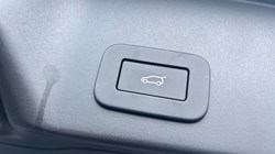 LAND ROVER RANGE ROVER EVOQUE 2.0 D200 Dynamic SE 5dr Auto 5039341