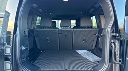 LAND ROVER DEFENDER 3.0 D250 X-Dynamic SE 110 5dr Auto 4916951