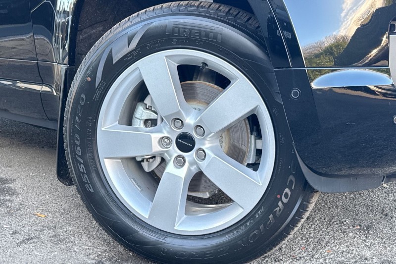  LAND ROVER DEFENDER 3.0 D250 X-Dynamic SE 110 5dr Auto 4916985