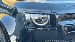 LAND ROVER DEFENDER 3.0 D250 X-Dynamic SE 110 5dr Auto 4916958