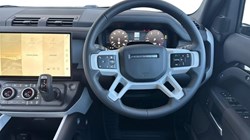 LAND ROVER DEFENDER 3.0 D250 X-Dynamic SE 110 5dr Auto 4916956