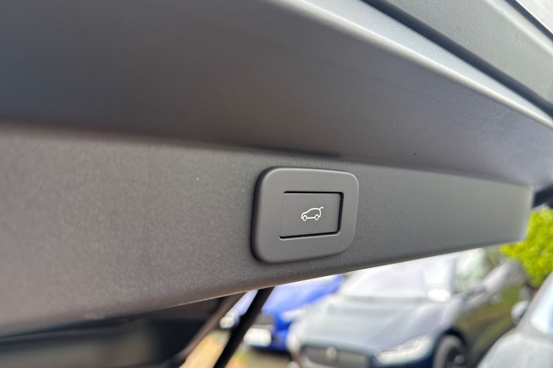  LAND ROVER RANGE ROVER SPORT 3.0 D300 Dynamic SE 5dr Auto 5044812