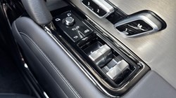 LAND ROVER RANGE ROVER SPORT 3.0 D300 Dynamic SE 5dr Auto 5044792