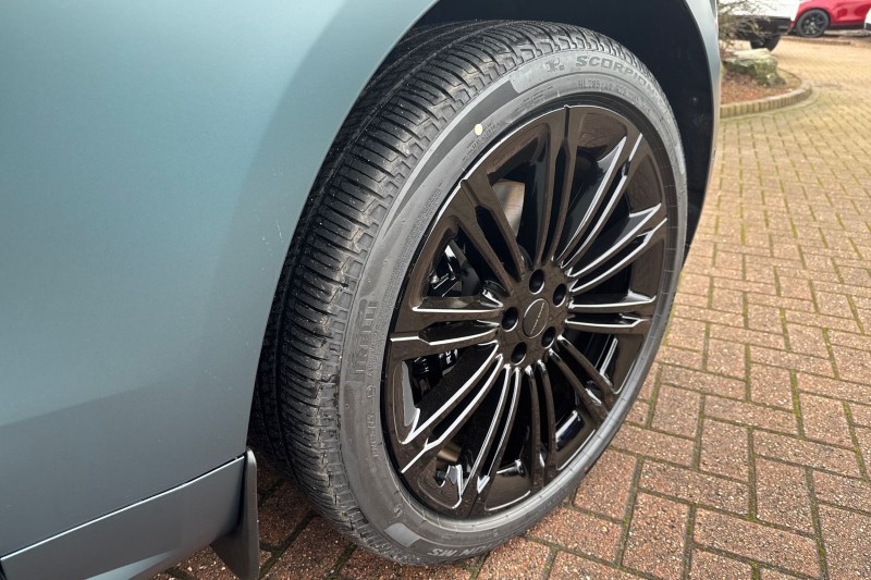  LAND ROVER RANGE ROVER SPORT 3.0 D300 Dynamic SE 5dr Auto 5044821