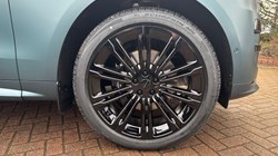 LAND ROVER RANGE ROVER SPORT 3.0 D300 Dynamic SE 5dr Auto 5044776