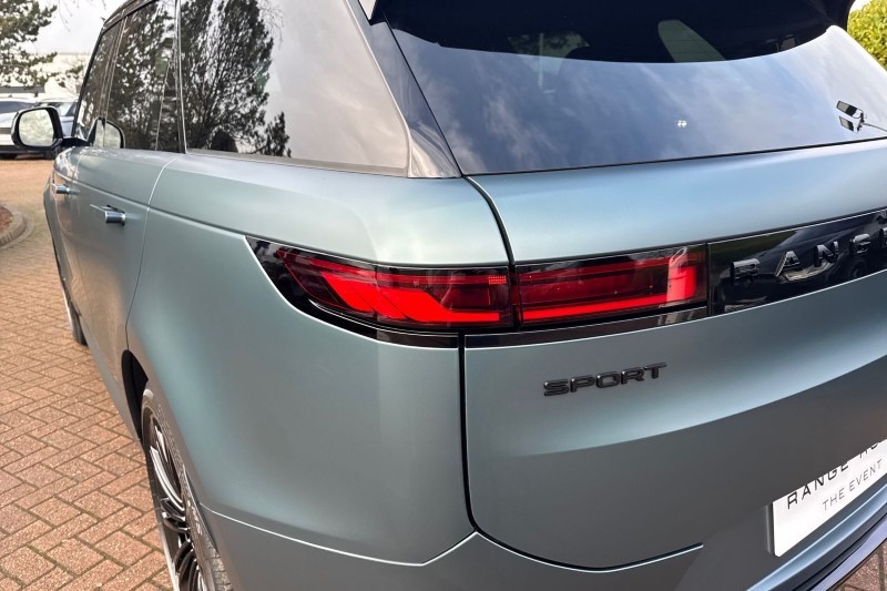  LAND ROVER RANGE ROVER SPORT 3.0 D300 Dynamic SE 5dr Auto 5044787