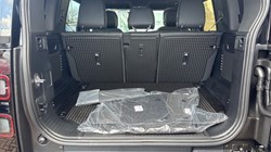 LAND ROVER DEFENDER 3.0 D350 X-Dynamic HSE 110 5dr Auto 5284271