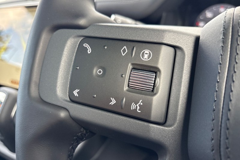  LAND ROVER DEFENDER 3.0 D350 X-Dynamic HSE 110 5dr Auto 5284289