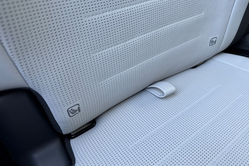  LAND ROVER DEFENDER 4.4 P635 Octa 110 5dr Auto 5116217