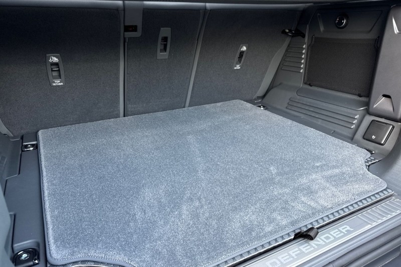  LAND ROVER DEFENDER 4.4 P635 Octa 110 5dr Auto 5116219