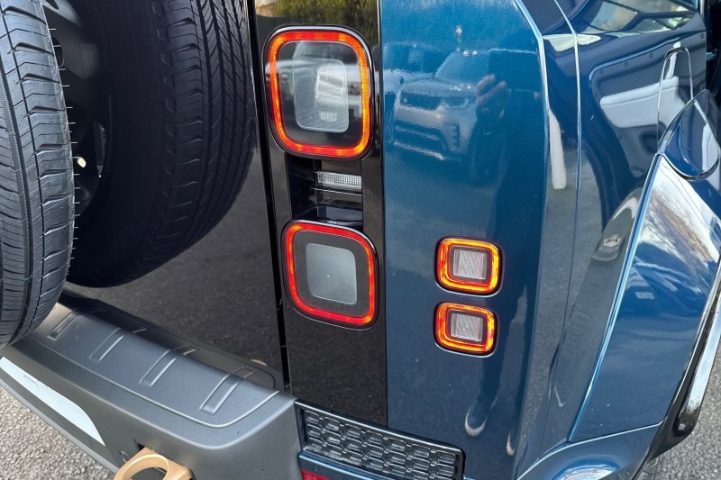  LAND ROVER DEFENDER 4.4 P635 Octa 110 5dr Auto 5116196