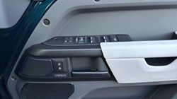 LAND ROVER DEFENDER 4.4 P635 Octa 110 5dr Auto 5116199