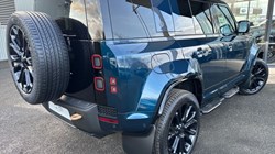 LAND ROVER DEFENDER 4.4 P635 Octa 110 5dr Auto 5116228