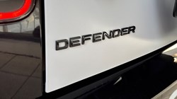 LAND ROVER DEFENDER 3.0 D350 X-Dynamic HSE 110 5dr Auto 5115732