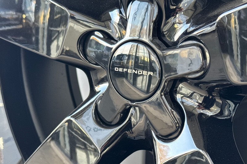  LAND ROVER DEFENDER 3.0 D350 X-Dynamic HSE 110 5dr Auto 5115731