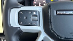 LAND ROVER DEFENDER 3.0 D350 X-Dynamic HSE 110 5dr Auto 5115714