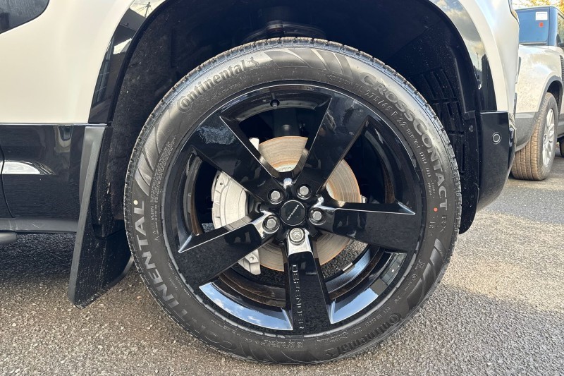  LAND ROVER DEFENDER 3.0 D350 X-Dynamic HSE 110 5dr Auto 5115693