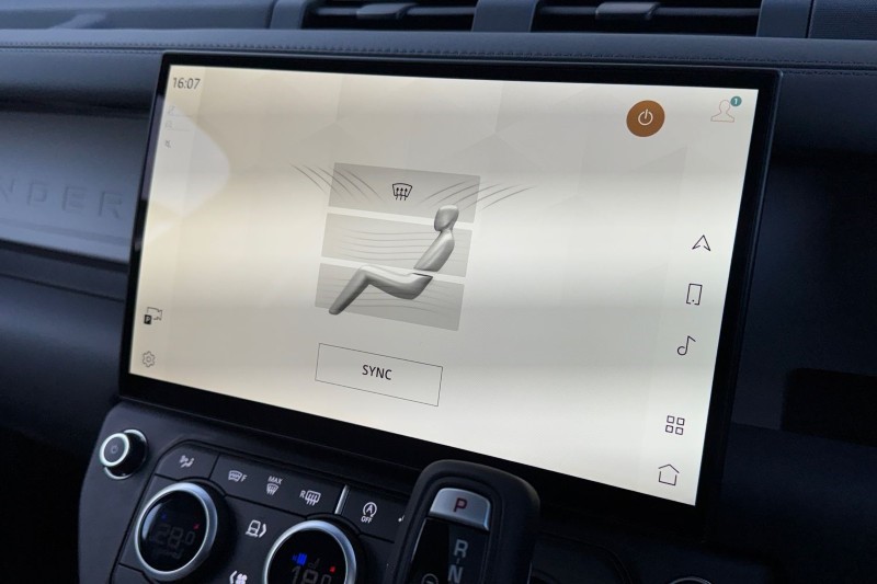  LAND ROVER DEFENDER 3.0 D350 X-Dynamic HSE 110 5dr Auto 5115718