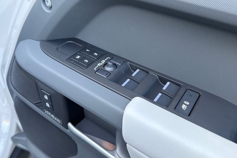  LAND ROVER DEFENDER 3.0 D350 X-Dynamic HSE 110 5dr Auto 5115709