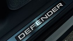 LAND ROVER DEFENDER 3.0 D350 X-Dynamic HSE 110 5dr Auto 5115725